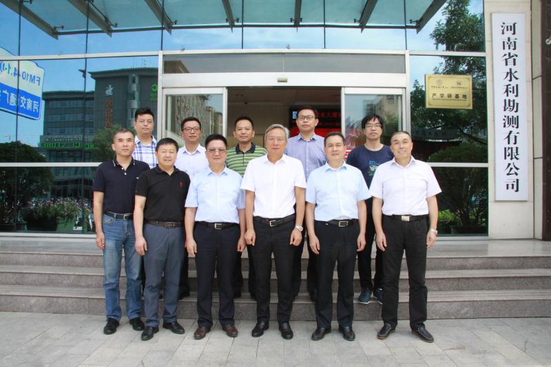 江蘇省工程勘測研究院有限責任公司董事長兼總經理李輝一行來公司考察交流